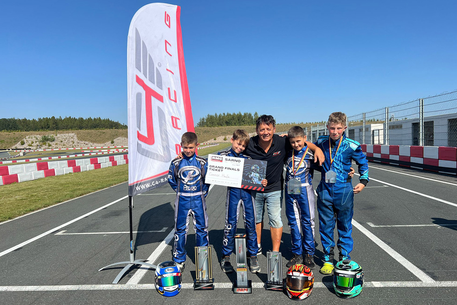 C4-Racing feiert Sieg, Podium und Titel